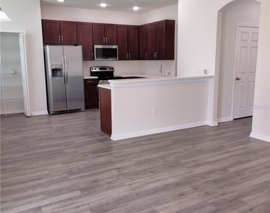 1105 Windton Oak Drive - Photo Thumbnail 12