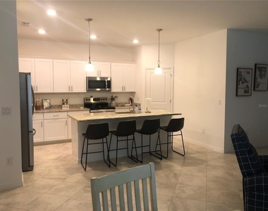 15936 Honeysuckle Street - Photo Thumbnail 33