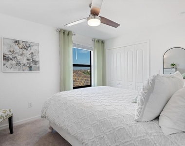 6523 Clairborne Lane - Photo Thumbnail 48