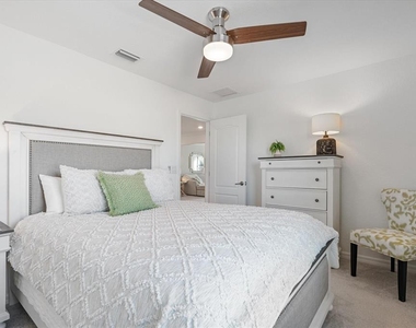 6523 Clairborne Lane - Photo Thumbnail 49