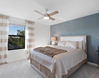 6523 Clairborne Lane - Photo Thumbnail 46