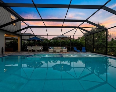 6523 Clairborne Lane - Photo Thumbnail 8
