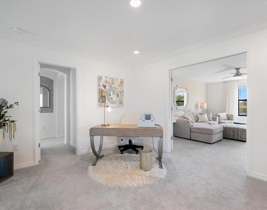 6523 Clairborne Lane - Photo Thumbnail 31