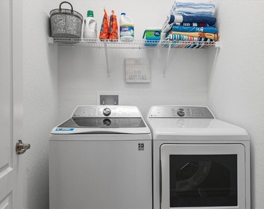 6523 Clairborne Lane - Photo Thumbnail 60