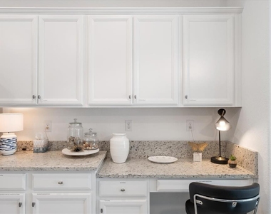 6523 Clairborne Lane - Photo Thumbnail 24