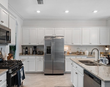 6523 Clairborne Lane - Photo Thumbnail 19