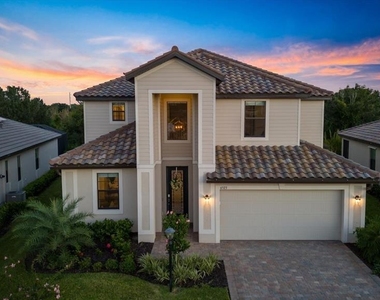 6523 Clairborne Lane - Photo Thumbnail 2