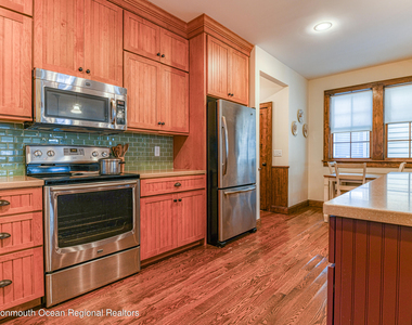 26 Atlantic Avenue - Photo Thumbnail 16