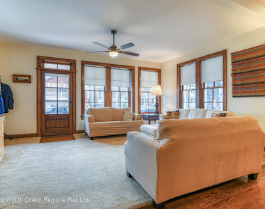 26 Atlantic Avenue - Photo Thumbnail 10