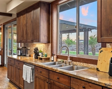 34670 Santa Rita Road - Photo Thumbnail 18