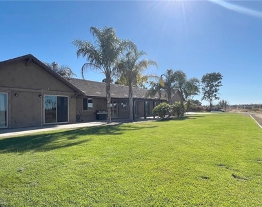 34670 Santa Rita Road - Photo Thumbnail 36