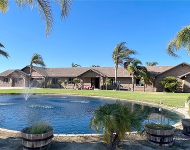 34670 Santa Rita Road - Photo Thumbnail 41