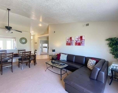 432 Desert Falls Drive N - Photo Thumbnail 5