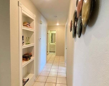 432 Desert Falls Drive N - Photo Thumbnail 9