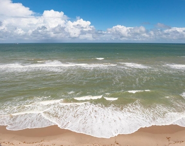 5070 N Ocean Drive - Photo Thumbnail 17