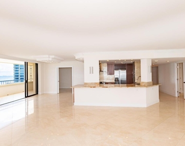 5070 N Ocean Drive - Photo Thumbnail 7