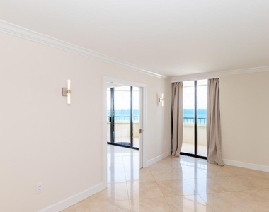 5070 N Ocean Drive - Photo Thumbnail 20