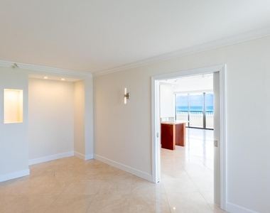 5070 N Ocean Drive - Photo Thumbnail 19