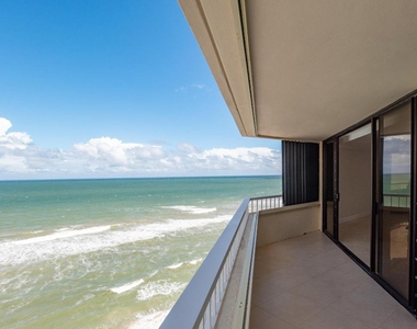 5070 N Ocean Drive - Photo Thumbnail 13