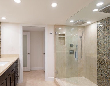 5070 N Ocean Drive - Photo Thumbnail 25