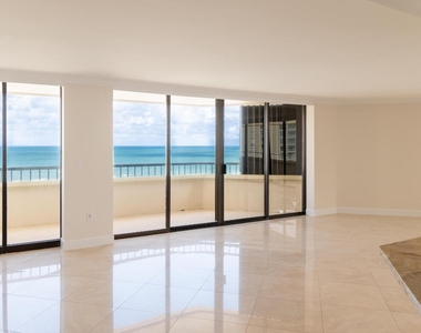 5070 N Ocean Drive - Photo Thumbnail 3