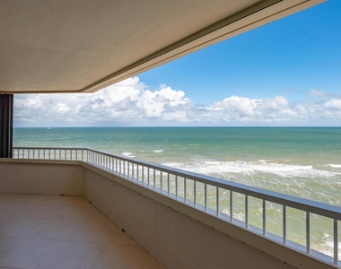 5070 N Ocean Drive - Photo Thumbnail 18