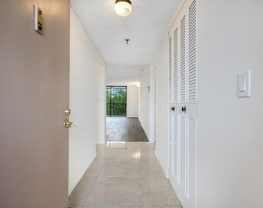 7770 Tahiti Lane - Photo Thumbnail 9