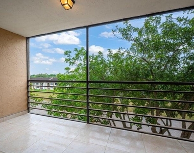 7770 Tahiti Lane - Photo Thumbnail 7