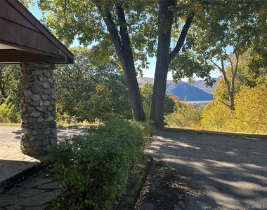 376 Lane Gate Road - Photo Thumbnail 13