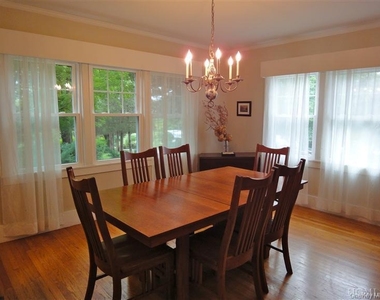 376 Lane Gate Road - Photo Thumbnail 4