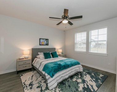 265 Garner Dr - Photo Thumbnail 6