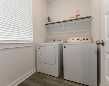 265 Garner Dr - Photo Thumbnail 12
