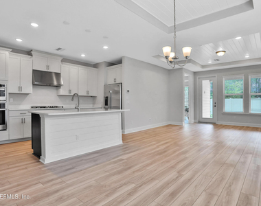 351 Millenia Drive - Photo Thumbnail 5