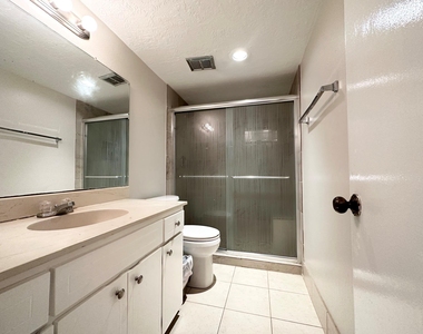 3224 Timmons Lane - Photo Thumbnail 9