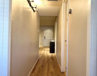 3224 Timmons Lane - Photo Thumbnail 8