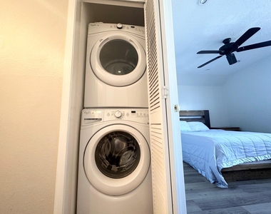 3224 Timmons Lane - Photo Thumbnail 10