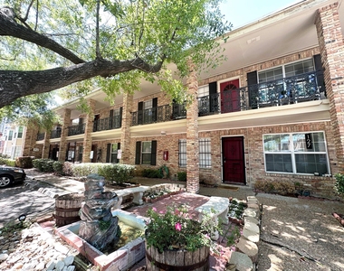 3224 Timmons Lane - Photo Thumbnail 20