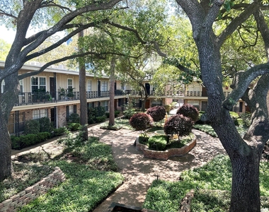 3224 Timmons Lane - Photo Thumbnail 17
