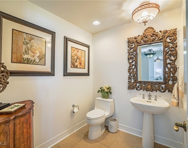 295 Grande Way - Photo Thumbnail 11