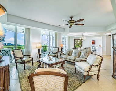 295 Grande Way - Photo Thumbnail 13