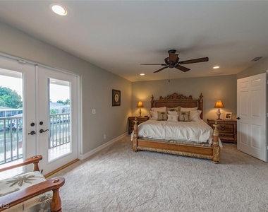 496 Flamingo Avenue - Photo Thumbnail 6