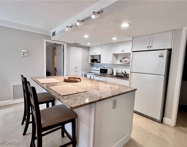 216 Palm Drive - Photo Thumbnail 1