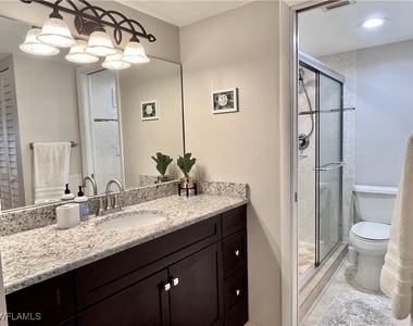 216 Palm Drive - Photo Thumbnail 9