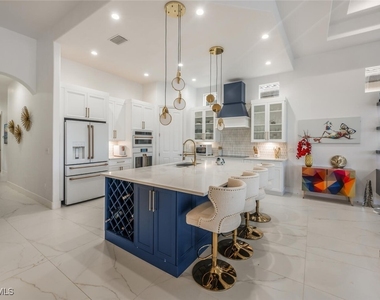8957 Shenendoah Circle - Photo Thumbnail 10
