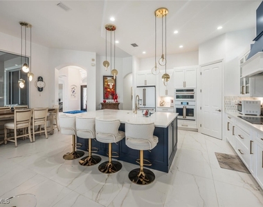 8957 Shenendoah Circle - Photo Thumbnail 18