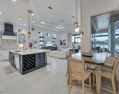 8957 Shenendoah Circle - Photo Thumbnail 12