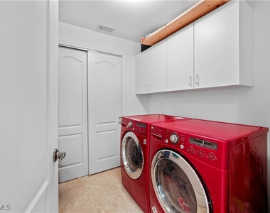 7622 Pebble Creek Circle - Photo Thumbnail 15