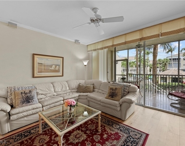 7622 Pebble Creek Circle - Photo Thumbnail 2