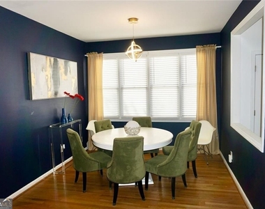 85 Hammock Place Se - Photo Thumbnail 9