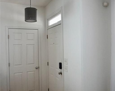 85 Hammock Place Se - Photo Thumbnail 4